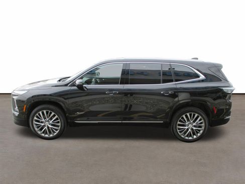 Used 2026 Buick Enclave Avenir w/ Super Cruise Package AWD/4WD image 7
