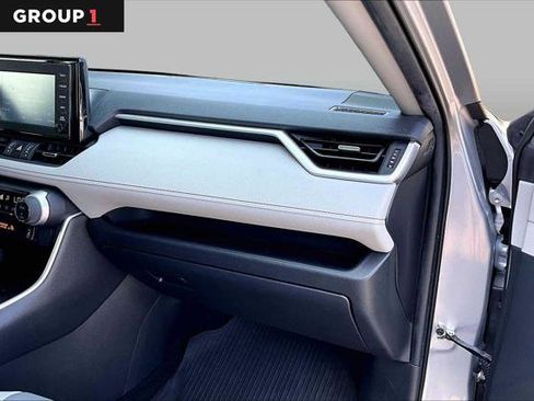 Certified 2019 Toyota RAV4 XLE Premium FWD image 19
