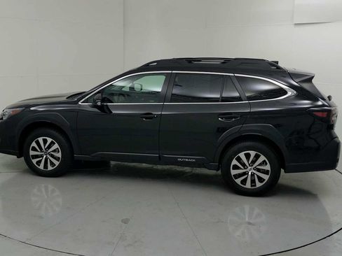 Certified 2023 Subaru Outback Premium AWD/4WD image 6