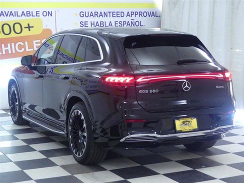 Used 2025 Mercedes-Benz EQS 580 4MATIC SUV w/ Exclusive Trim Package image 6