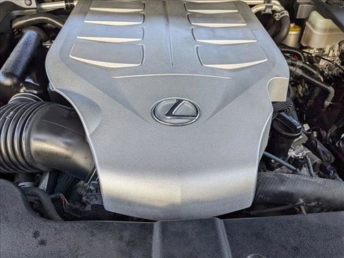 Used 2016 Lexus GX 460 w/ Preferred Accessory Package image 21