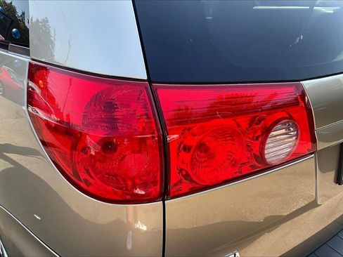Used 2008 Toyota Sienna LE FWD image 22