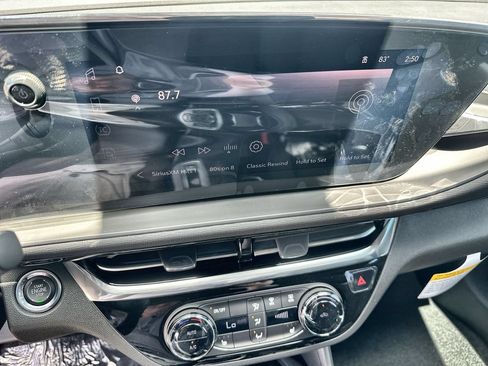 New 2026 Buick Envista Sport Touring w/ Convenience I Package FWD image 28