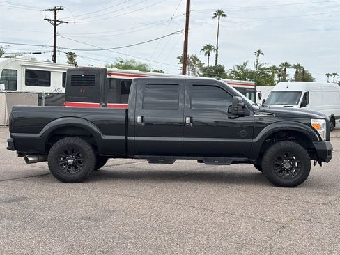 Used 2015 Ford F250 Platinum image 3