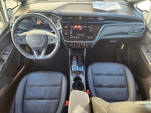Used 2023 Chevrolet Bolt LT w/ Infotainment Package image 14