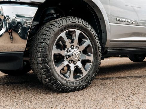 Used 2020 RAM 2500 Limited AWD/4WD image 14