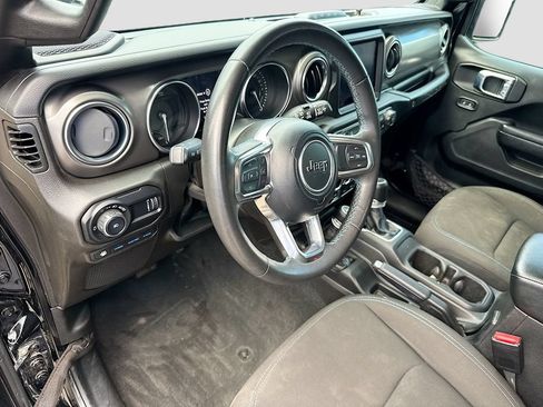 Used 2023 Jeep Wrangler Unlimited Rubicon 4xe AWD/4WD image 10