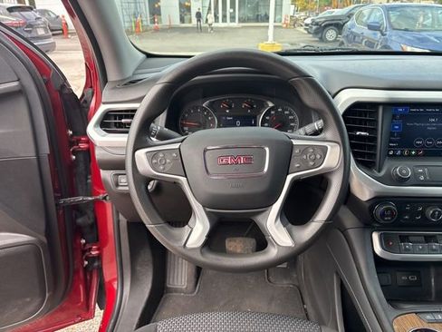 Used 2023 GMC Acadia SLE w/ Driver Convenience Package image 19