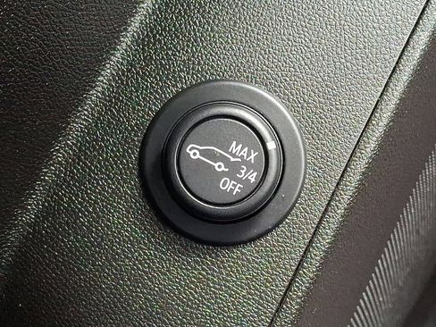 Used 2024 Chevrolet Equinox LT w/ LPO, Floor Liner Package FWD image 24