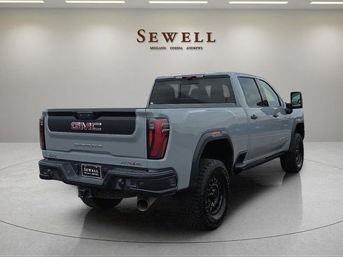 Used 2024 GMC Sierra 2500 AT4X w/ AT4X AEV Edition AWD/4WD image 5