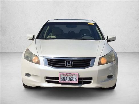 Used 2010 Honda Accord EX-L image 2