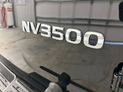 Used 2019 Nissan NV 3500 S image 46
