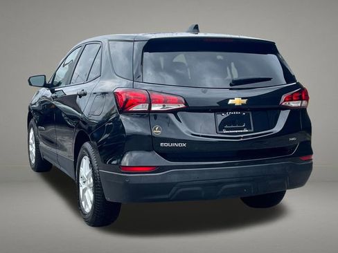 Used 2023 Chevrolet Equinox LS AWD/4WD image 3