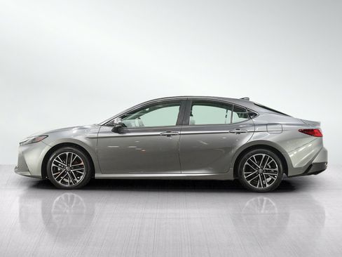 Used 2026 Toyota Camry XLE w/ Premium Plus Package AWD/4WD image 2