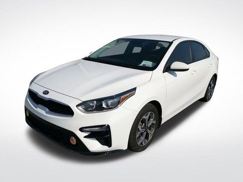 Used 2021 Kia Forte LXS image 20