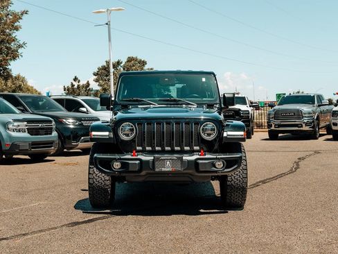 Used 2021 Jeep Wrangler Unlimited Rubicon AWD/4WD image 2