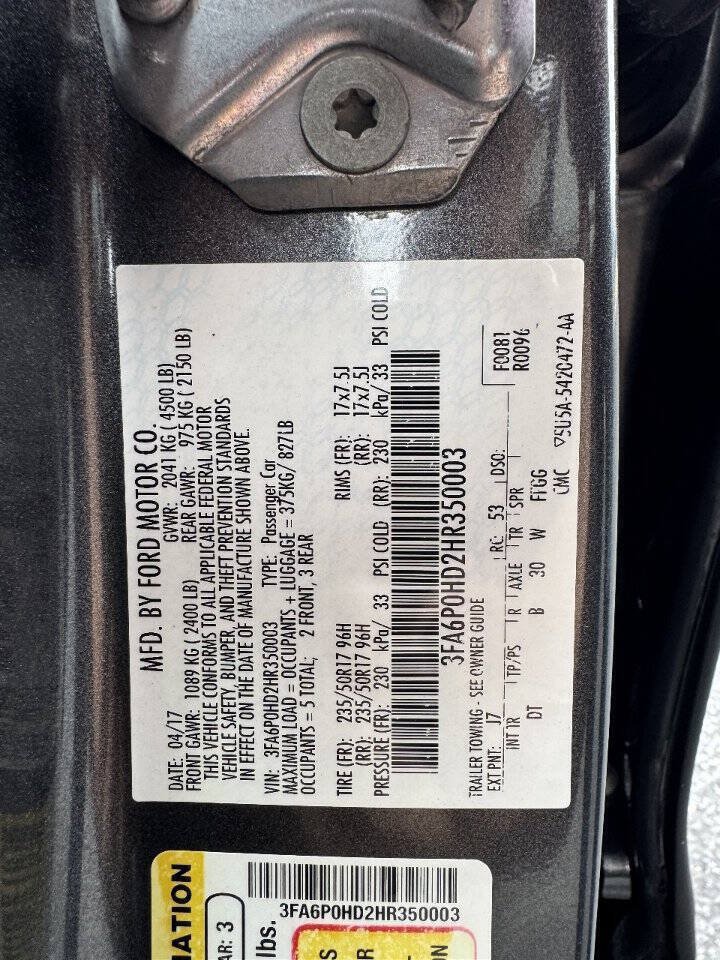 Used 2017 Ford Fusion SE w/ Fusion SE Technology Package FWD image 26