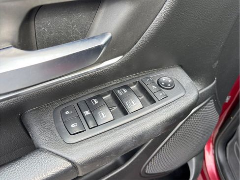 Used 2019 RAM 1500 Big Horn AWD/4WD image 18