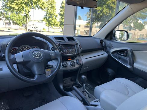 Used 2011 Toyota RAV4 2WD w/ Base L4 Extra Value Pkg image 14