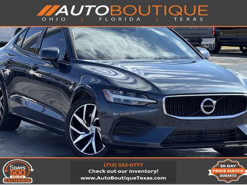 Used 2019 Volvo S60 T5 Momentum w/ Premium Package image 1
