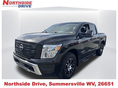 Used 2023 Nissan Titan SV w/ SV Convenience Package