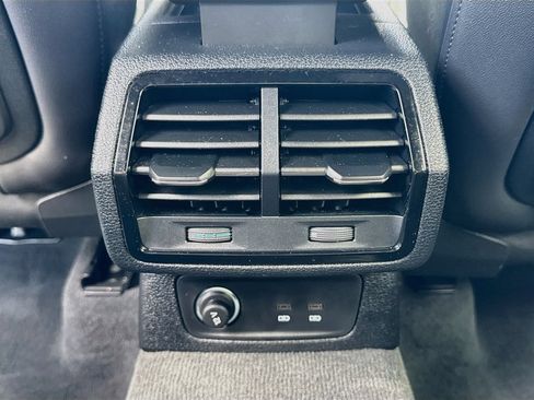 Used 2023 Audi Q3 2.0T Premium w/ Black Optic Sport Package AWD/4WD image 29
