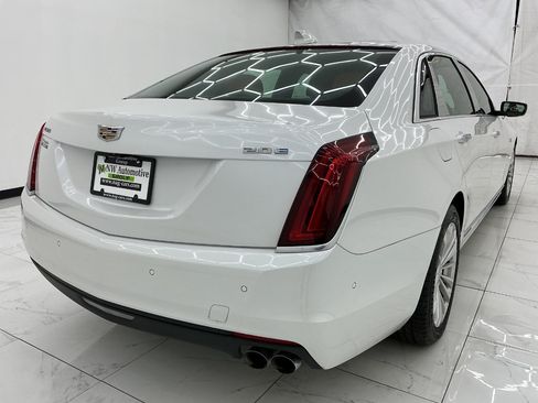 Used 2017 Cadillac CT6 Premium Luxury RWD image 9
