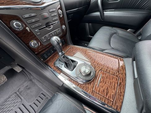 Used 2020 Nissan Armada SL w/ Premium Package image 28