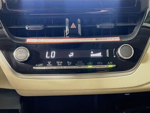 Used 2026 Toyota Corolla LE FWD image 25