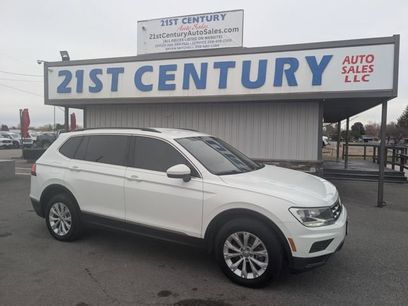 Used 2018 Volkswagen Tiguan SE w/ 3rd Row Seat Package