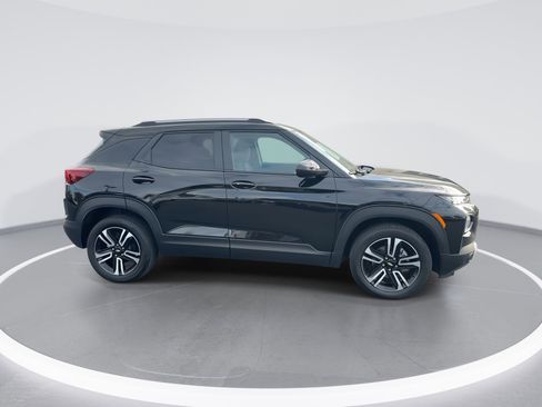 Certified 2023 Chevrolet TrailBlazer LT w/ Convenience Package image 10