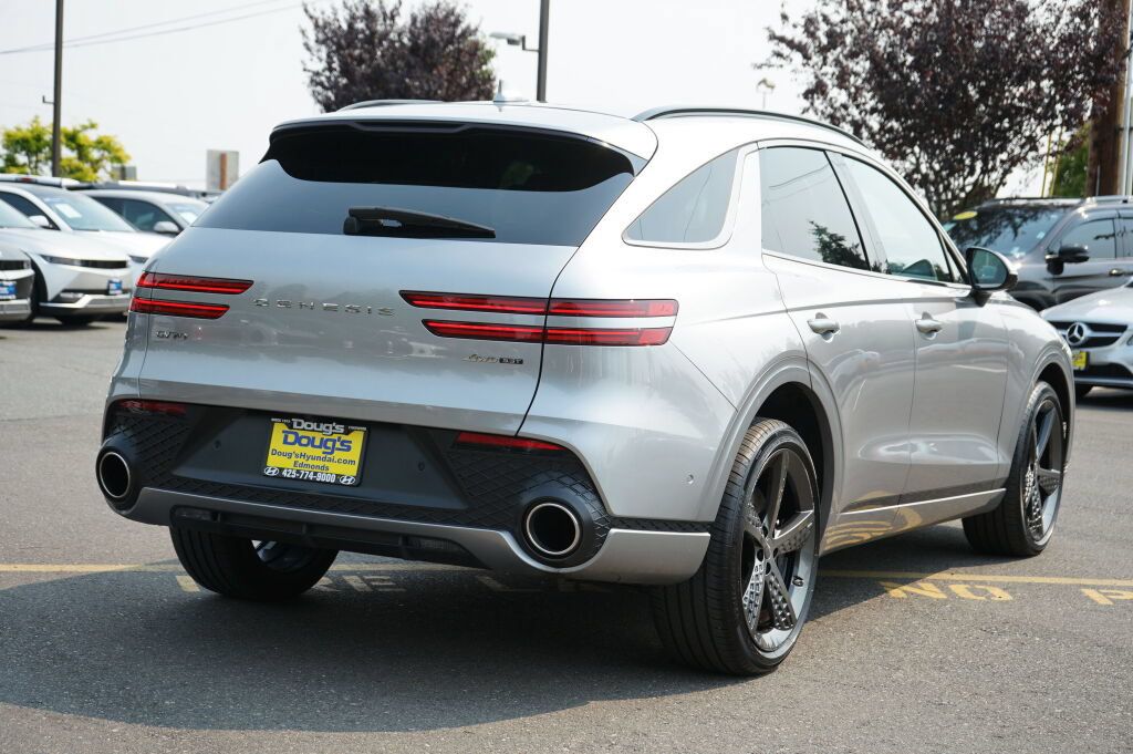 Used 2024 Genesis GV70 3.5T Sport w/ Sport Advanced Package AWD/4WD image 5
