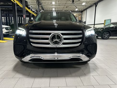 Certified 2024 Mercedes-Benz GLS 450 4MATIC image 8