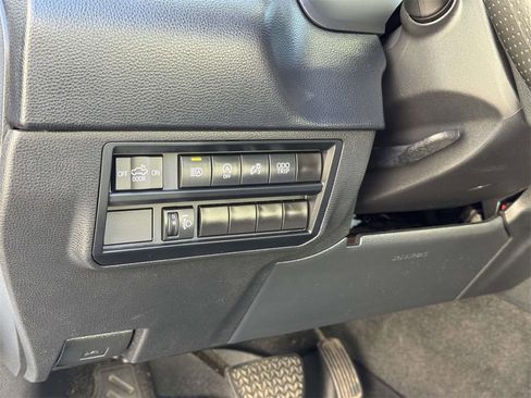 Used 2022 Toyota Tundra SR5 image 10