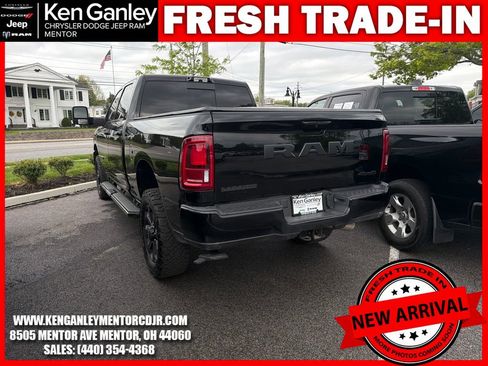 Used 2025 RAM 2500 Laramie w/ Night Edition AWD/4WD image 8