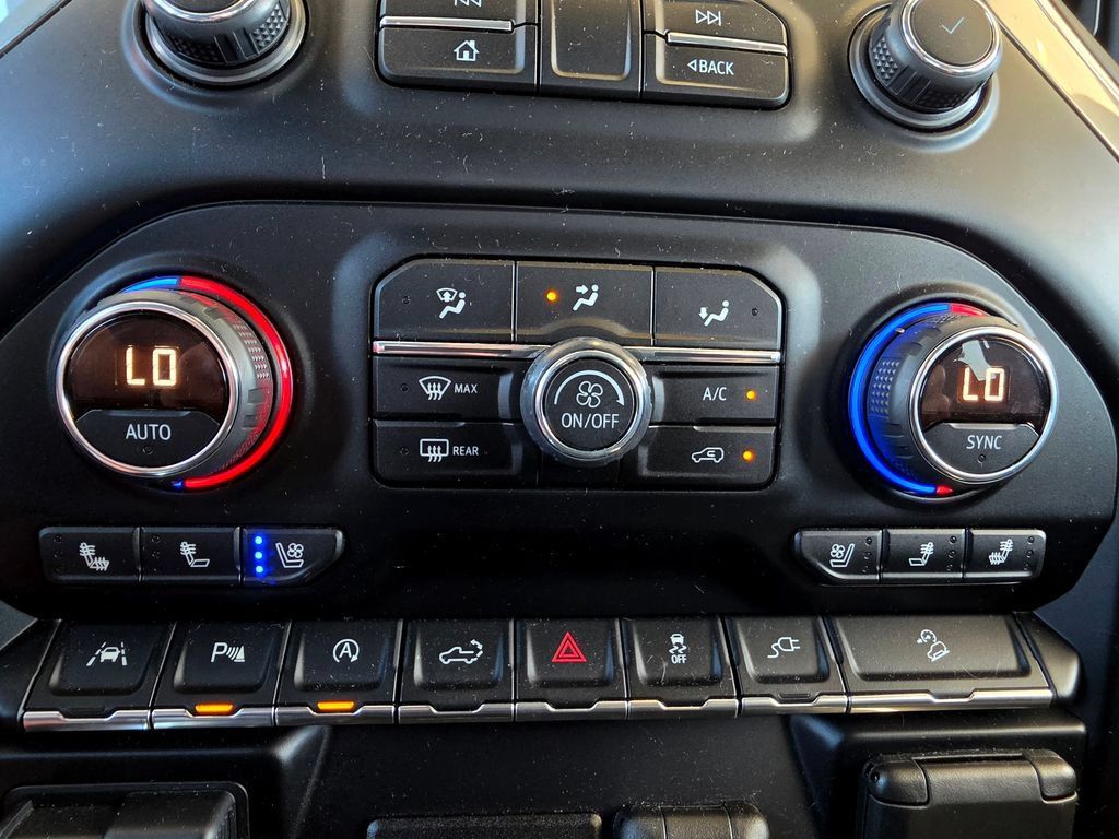 Used 2019 Chevrolet Silverado 1500 LTZ AWD/4WD image 52