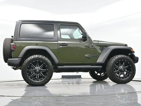 Used 2023 Jeep Wrangler Sport AWD/4WD image 50