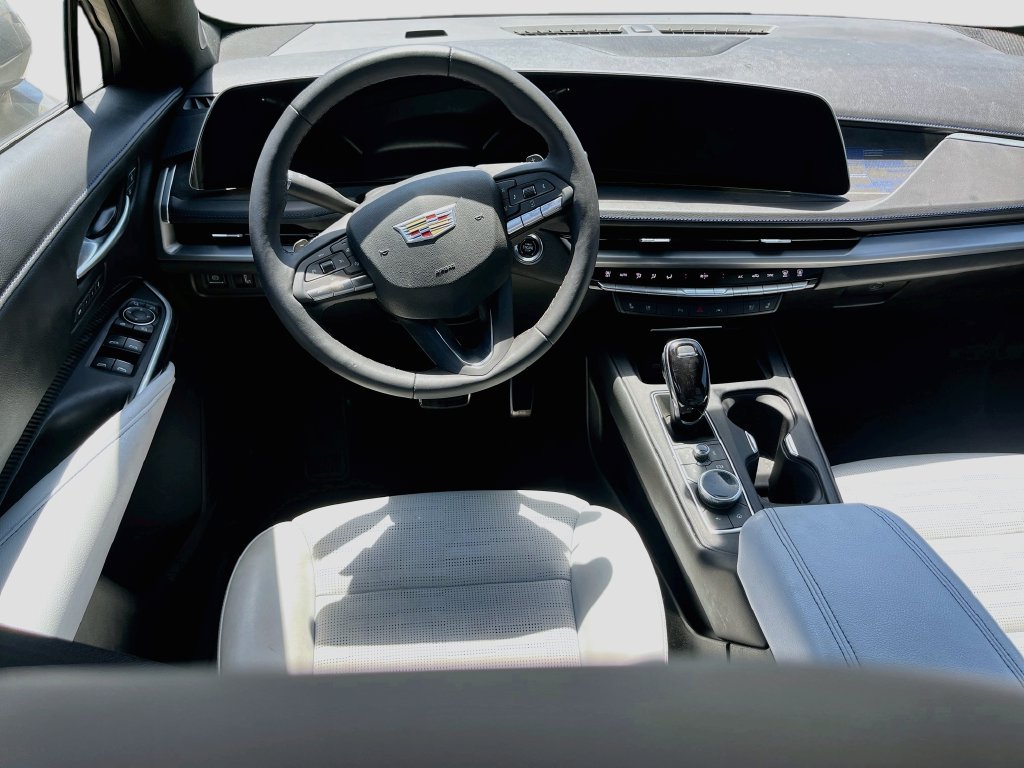 Used 2024 Cadillac XT4 Sport FWD image 24