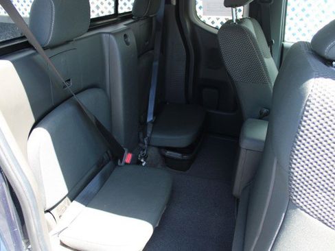 Used 2017 Nissan Frontier Desert Runner image 20