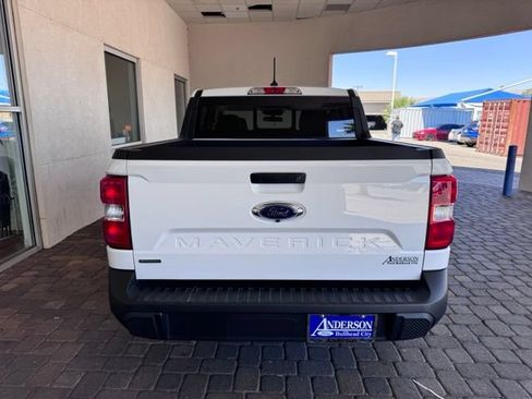 Certified 2022 Ford Maverick Lariat FWD image 4