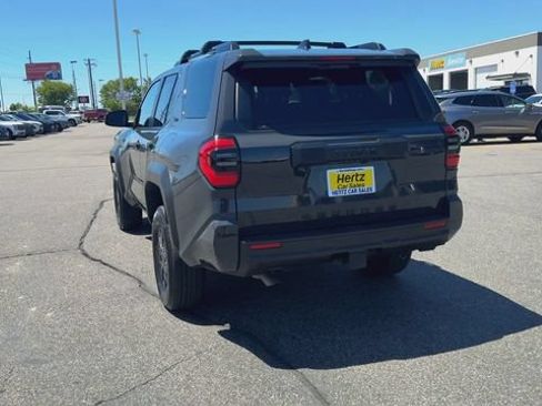 Used 2026 Toyota 4Runner SR5 AWD/4WD image 7