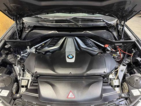 Used 2017 BMW X5 xDrive50i image 31