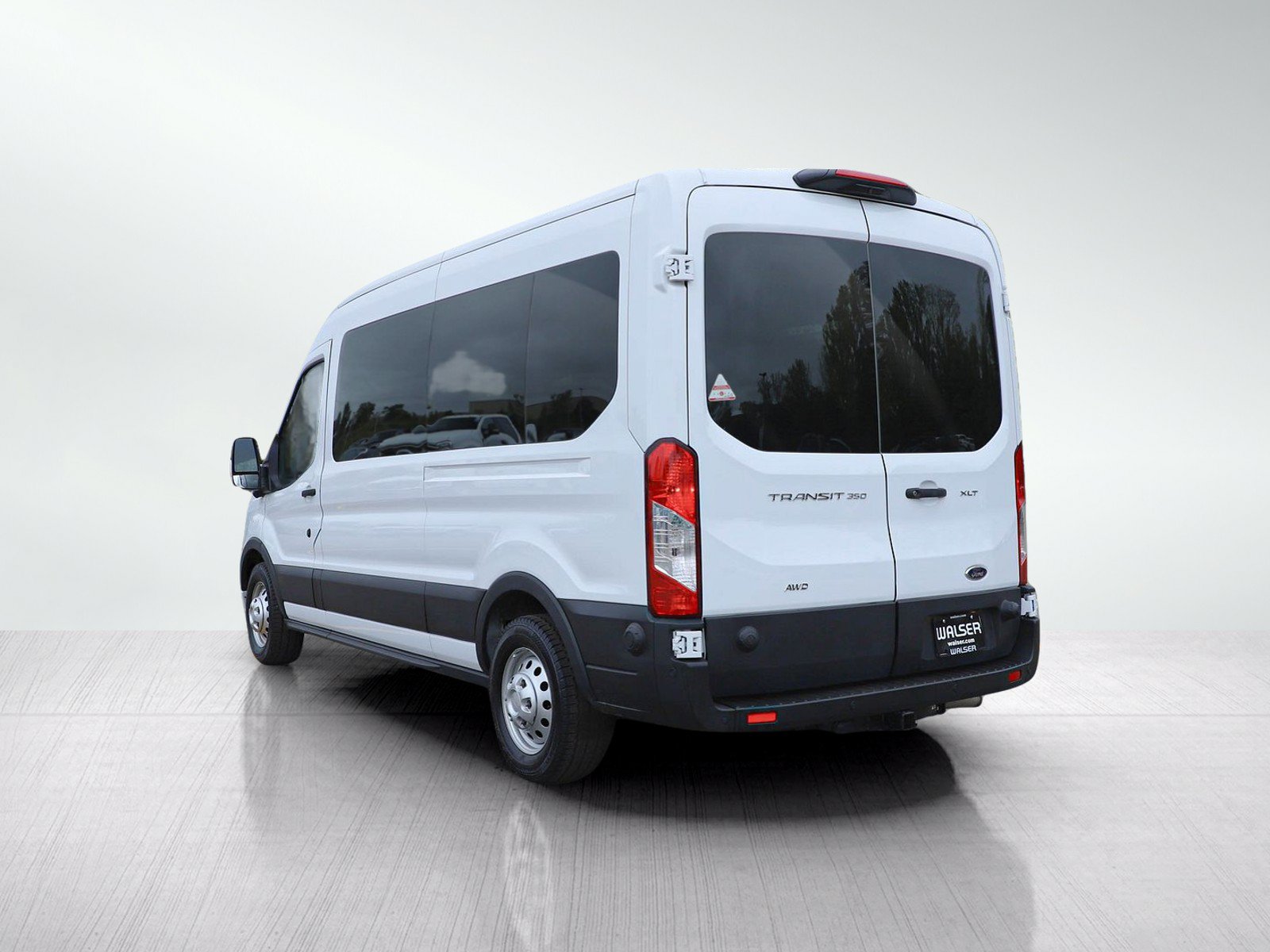 Used 2024 Ford Transit 350 XLT AWD/4WD image 3