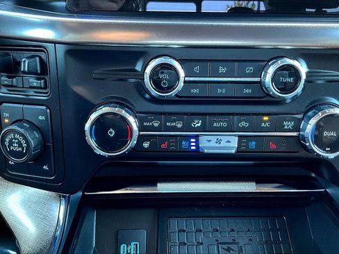 Used 2024 Ford F150 King Ranch w/ FX4 Off-Road Package image 24