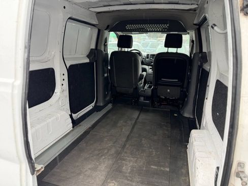 Used 2018 Nissan NV200 S FWD image 8