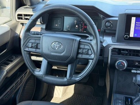 Used 2025 Toyota Tacoma 2WD Double Cab image 14