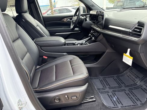 New 2026 Chevrolet Traverse High Country w/ LPO, Floor Liner Package AWD/4WD image 20
