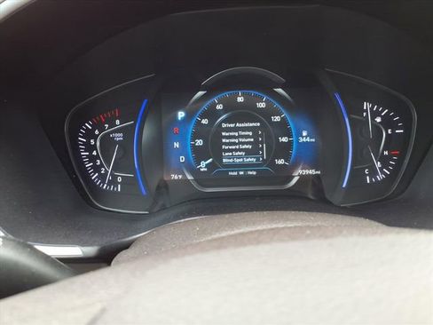 Used 2019 Hyundai Santa Fe SEL image 25