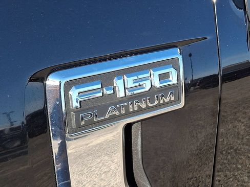 Used 2022 Ford F150 Platinum w/ FX4 Off-Road Package AWD/4WD image 34