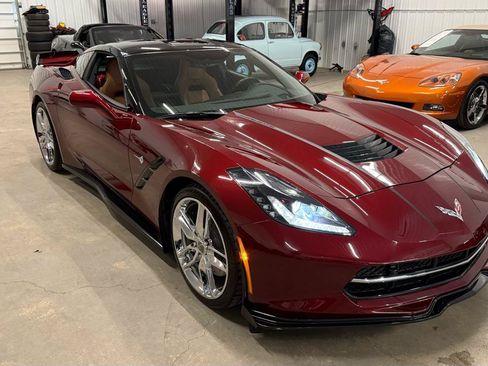 Used 2016 Chevrolet Corvette Stingray Coupe w/ 2LT Preferred Equipment Group RWD image 11